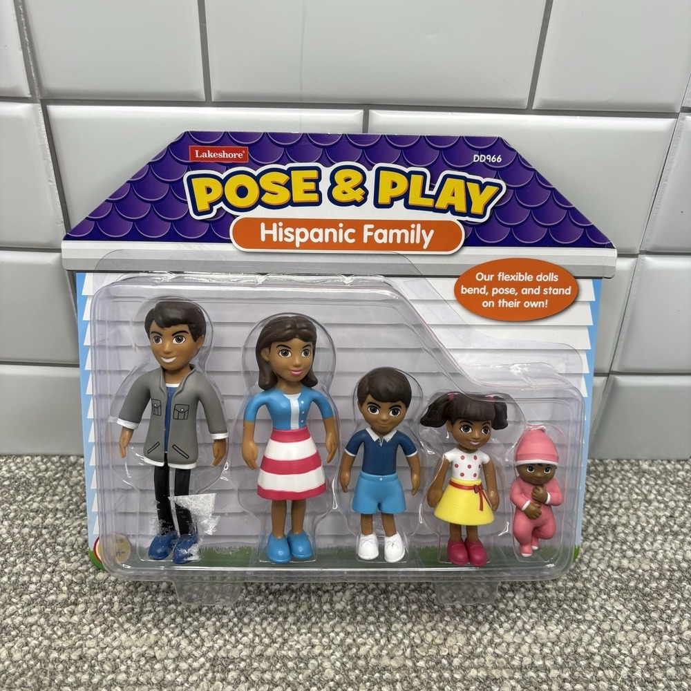 Lakeshore Pose Dollhouse People Dolls African American Hispanic Asian Families - Picture 6 of 7